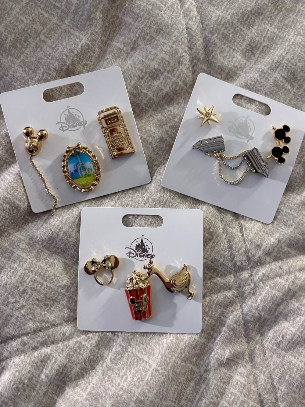 Disney parks Gold & Red Popcorn Charm pin Set - Jewelry for bags etc